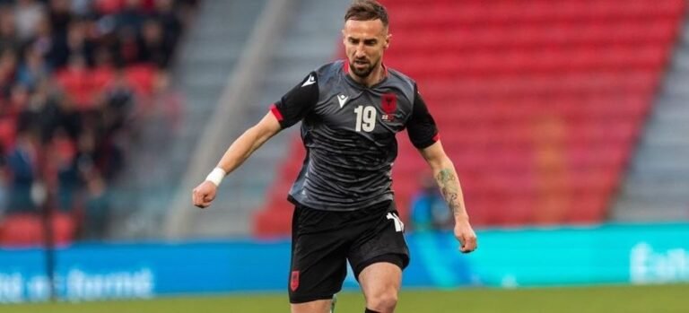 -900-0-1726558207xendri-cekicijpg-382