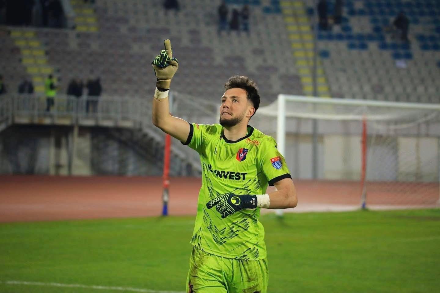 aron jukaj