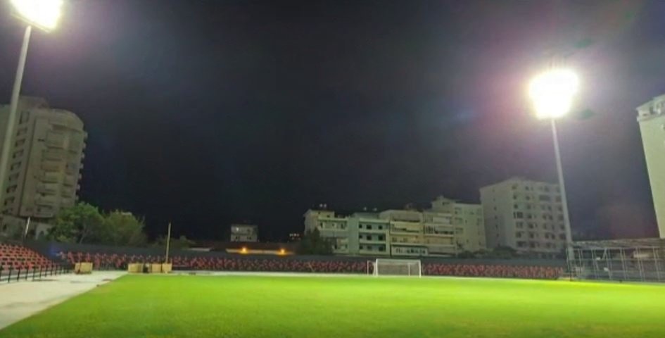 Stadiumi Flamurtari