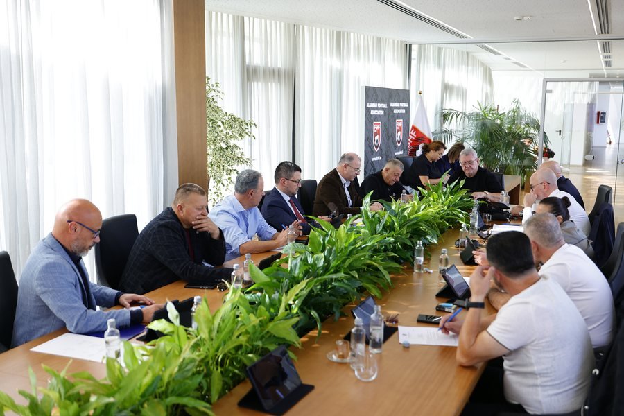 -900-0-1761932583xv7a1288-896