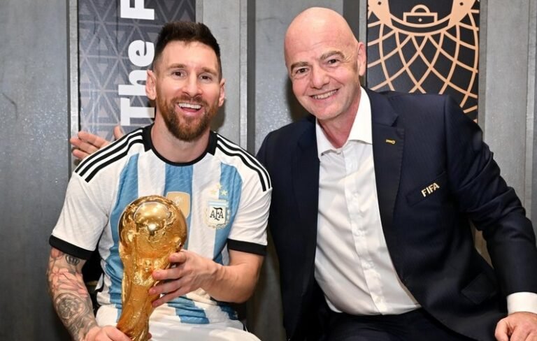 Messi Infantino